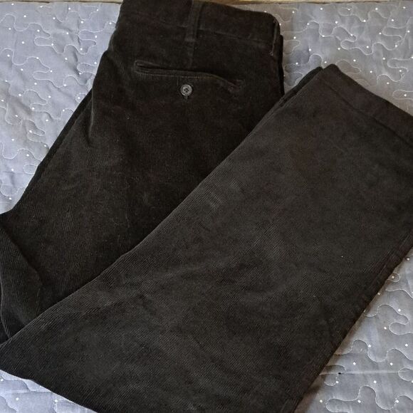 Roundtree & Yorke black Core Comfort corduroy pants size 36 x 30 - Picture 1 of 4
